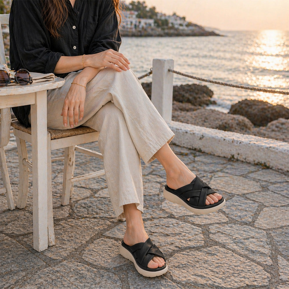 Tresmode Wish Black Women's Casual Wedge Sandals