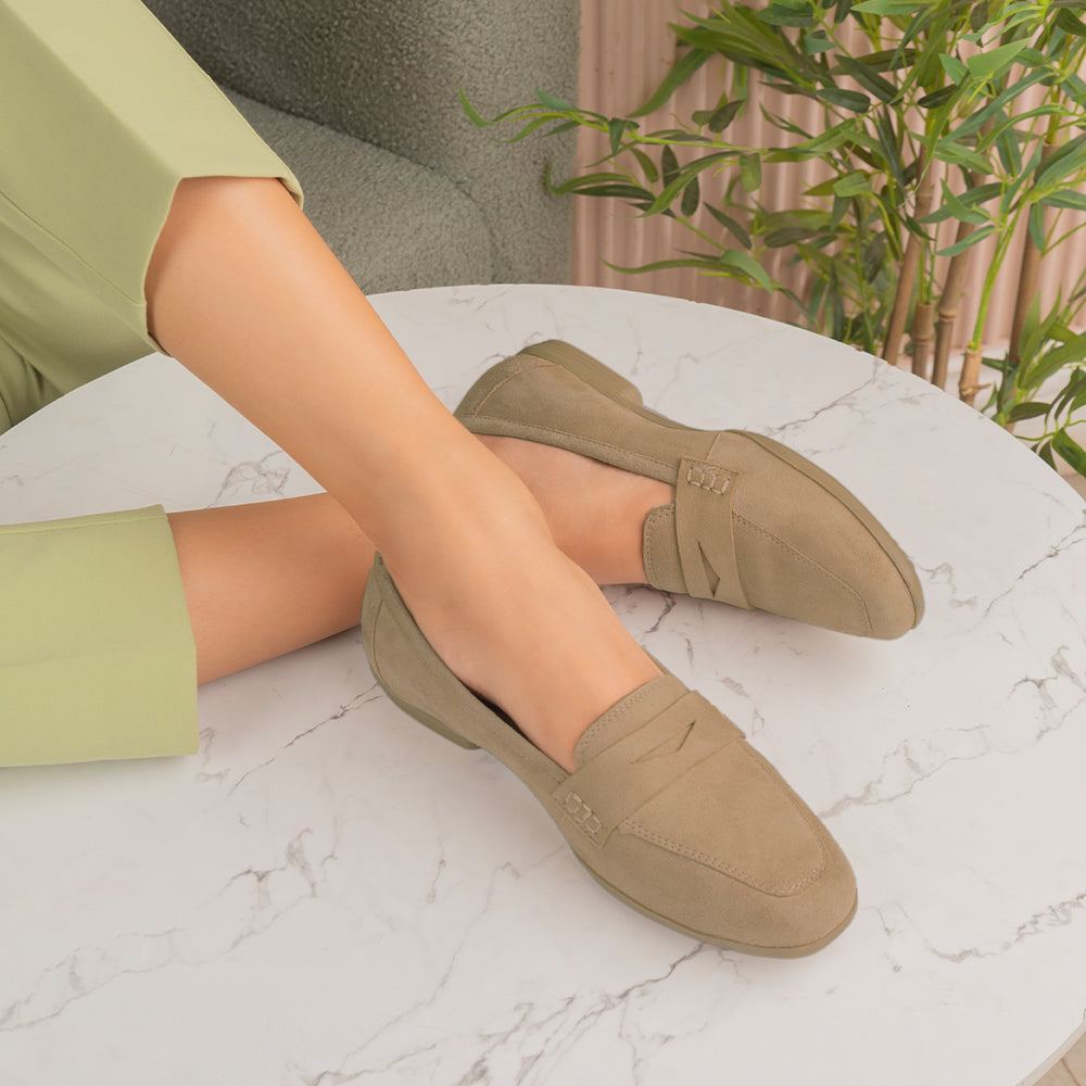 Tresmode Suave Beige Women's Casual Loafers