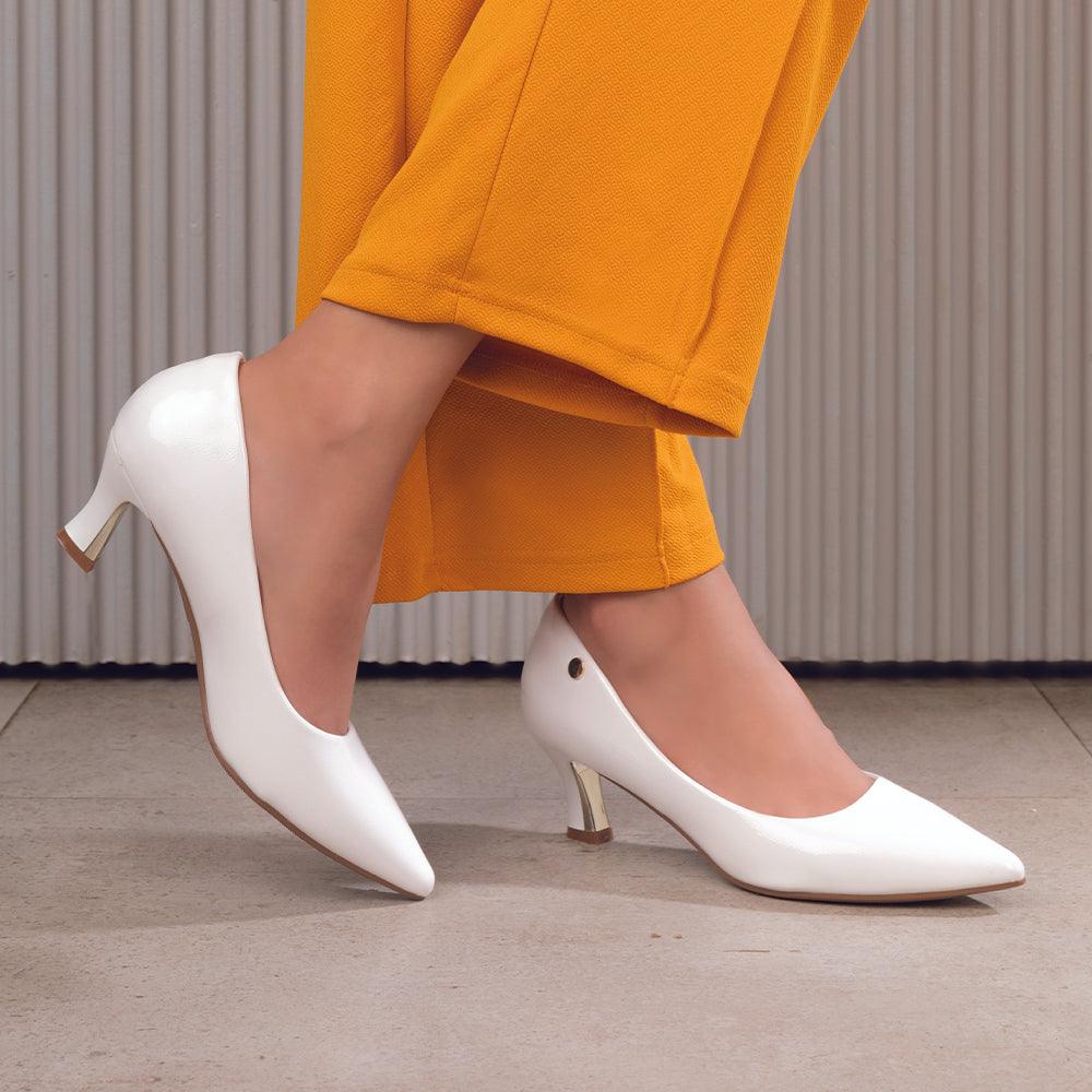 Buy White Women's Pumps The Hanger White Tresmode
