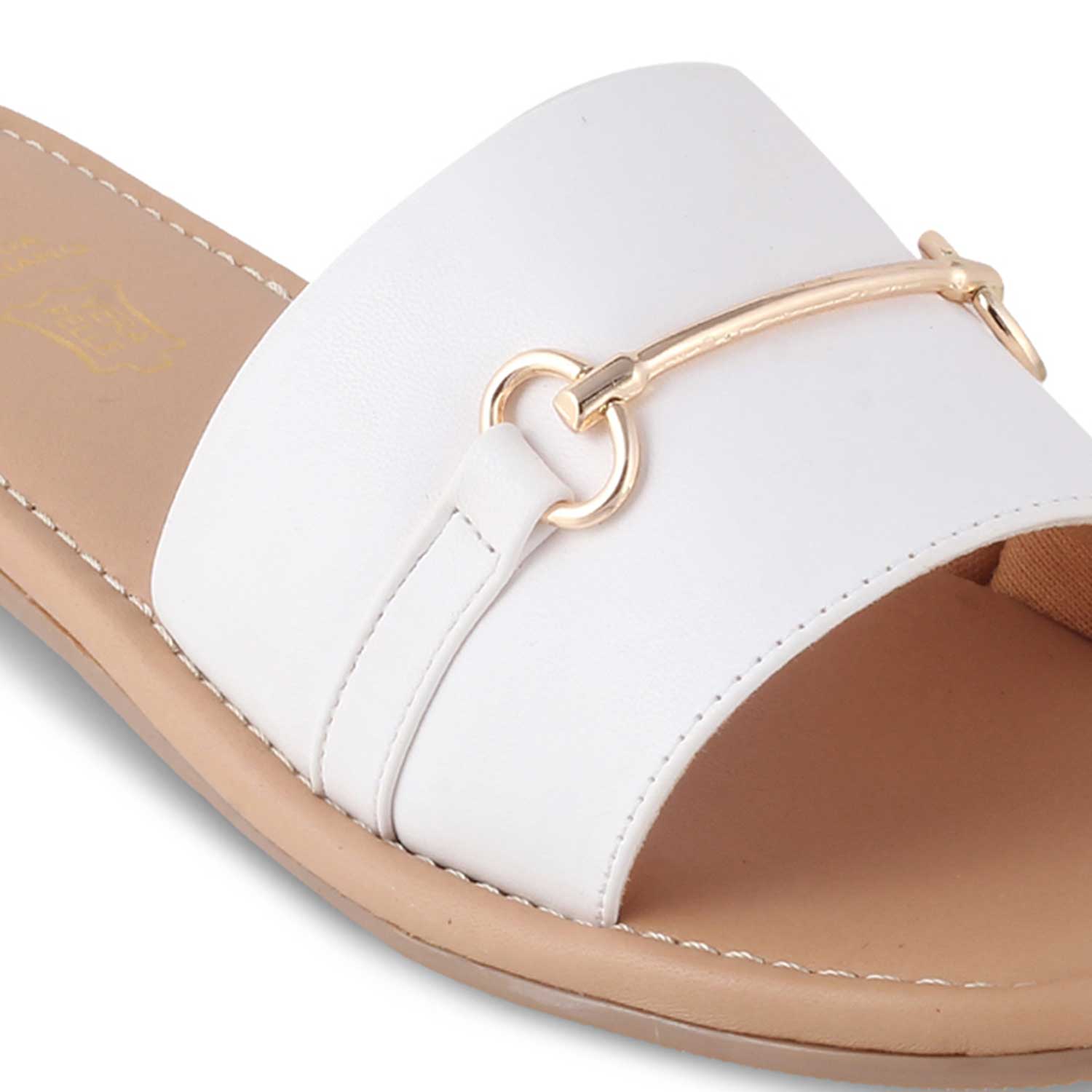 The Cafi White Women's Casual Flats Tresmode