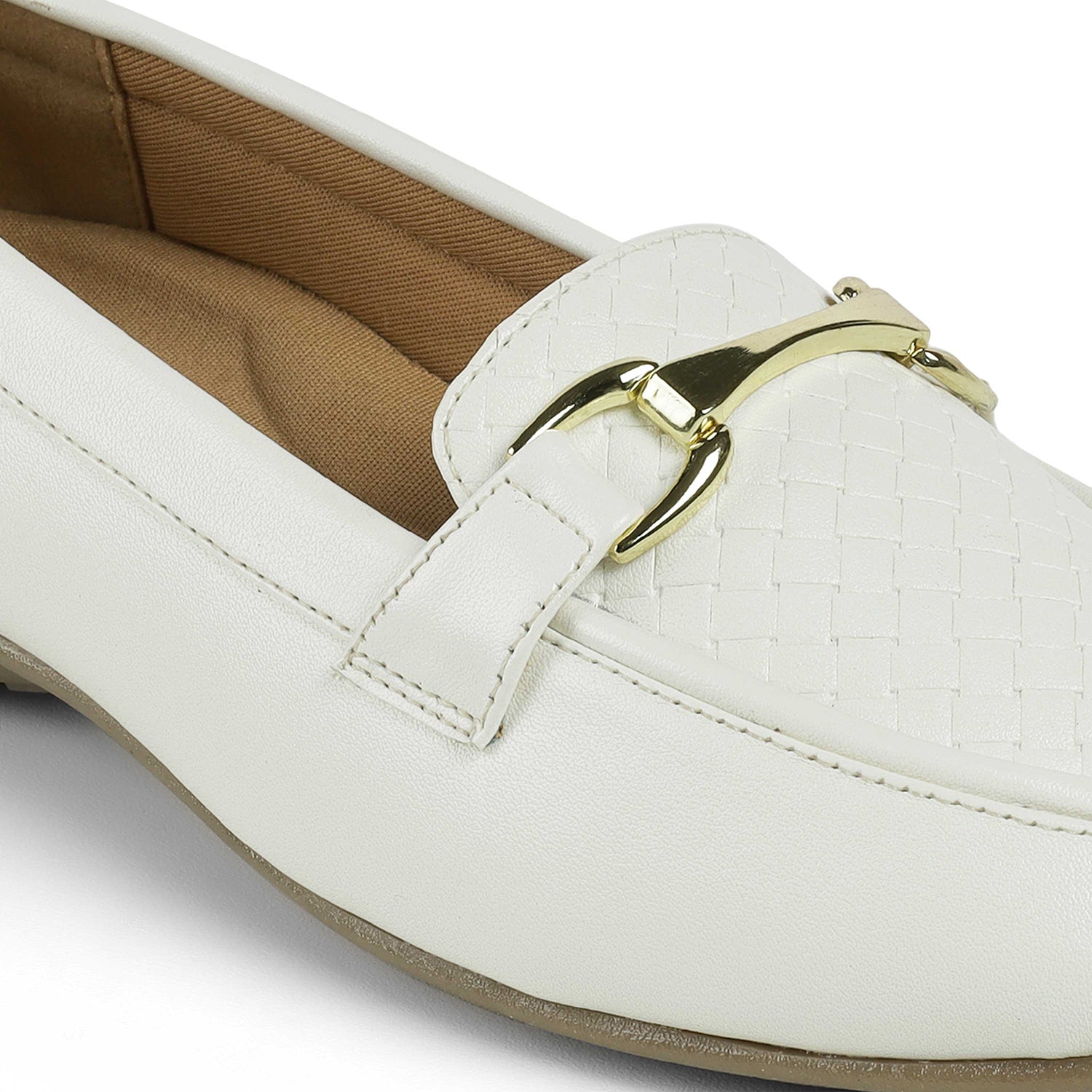 Tresmode Mor White Women's Casual Loafers