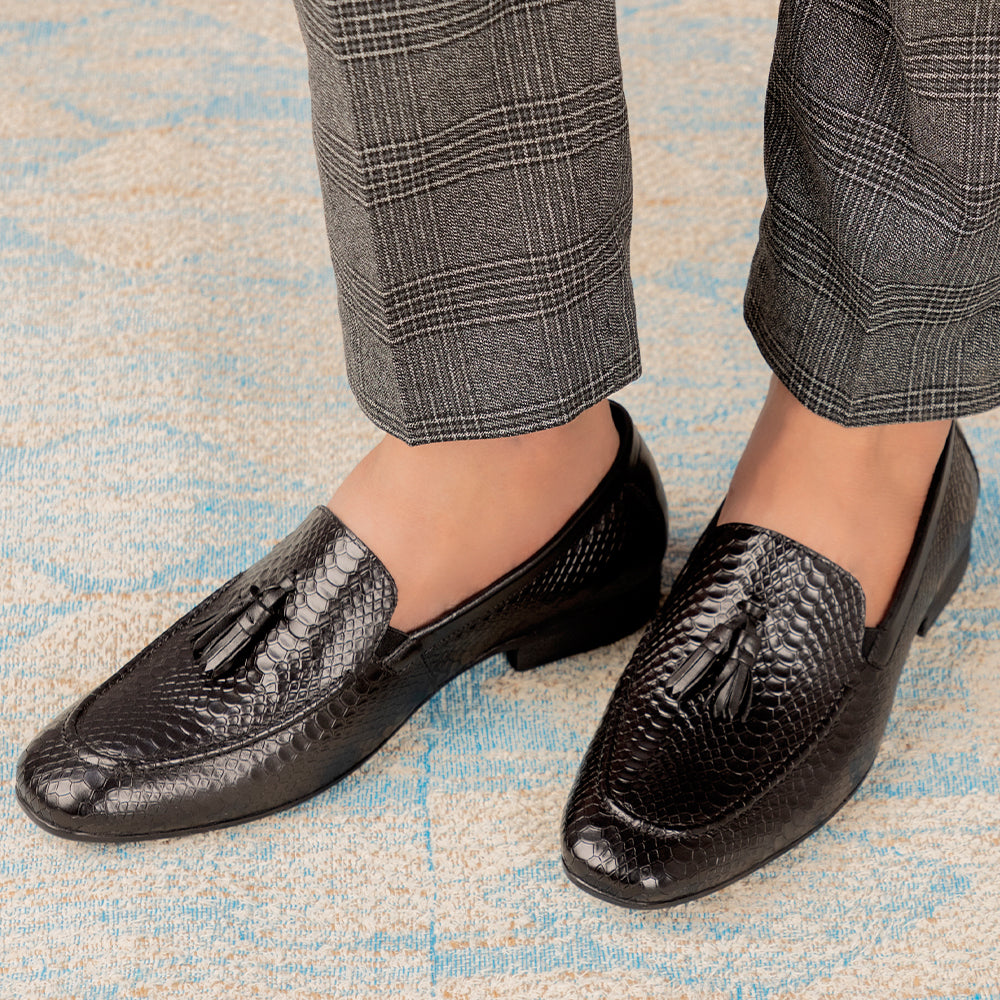 The Cytas Black Men's Leather Tassel Loafers Tresmode