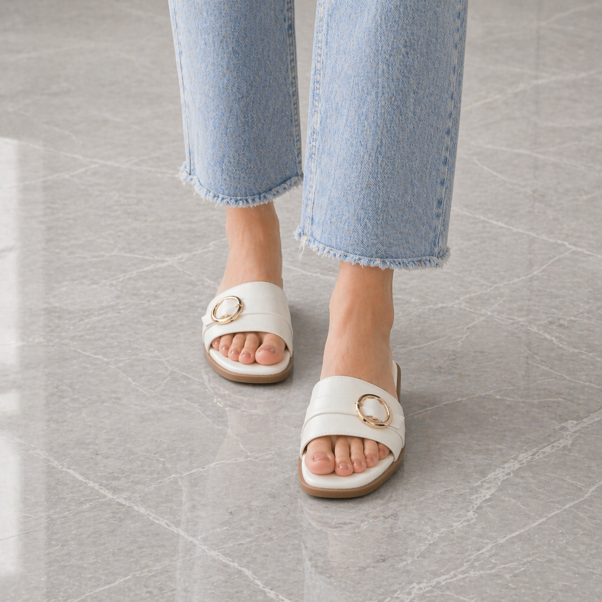 Tresmode Aero White Women's Casual Flats
