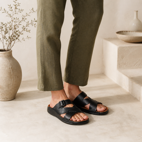 Tresmode Vagri Black Men's Sandals