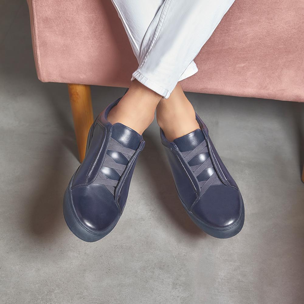 The Batty Blue Men's Sneakers Tresmode