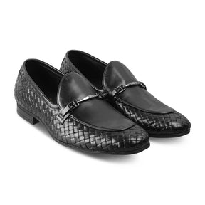 The Somee Black Men's Leather Loafers Online at Tresmode.com