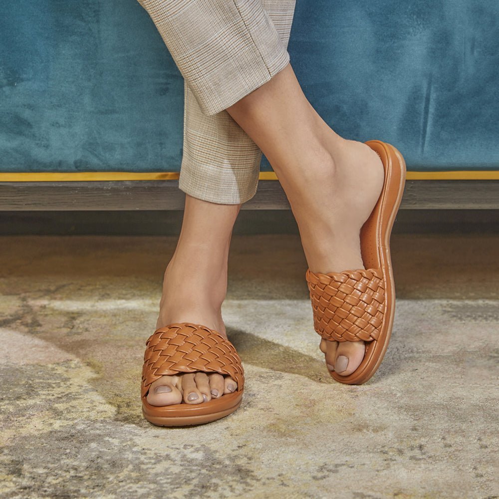 Kosice New Tan Wome's Casual Flats Online At Tresmode